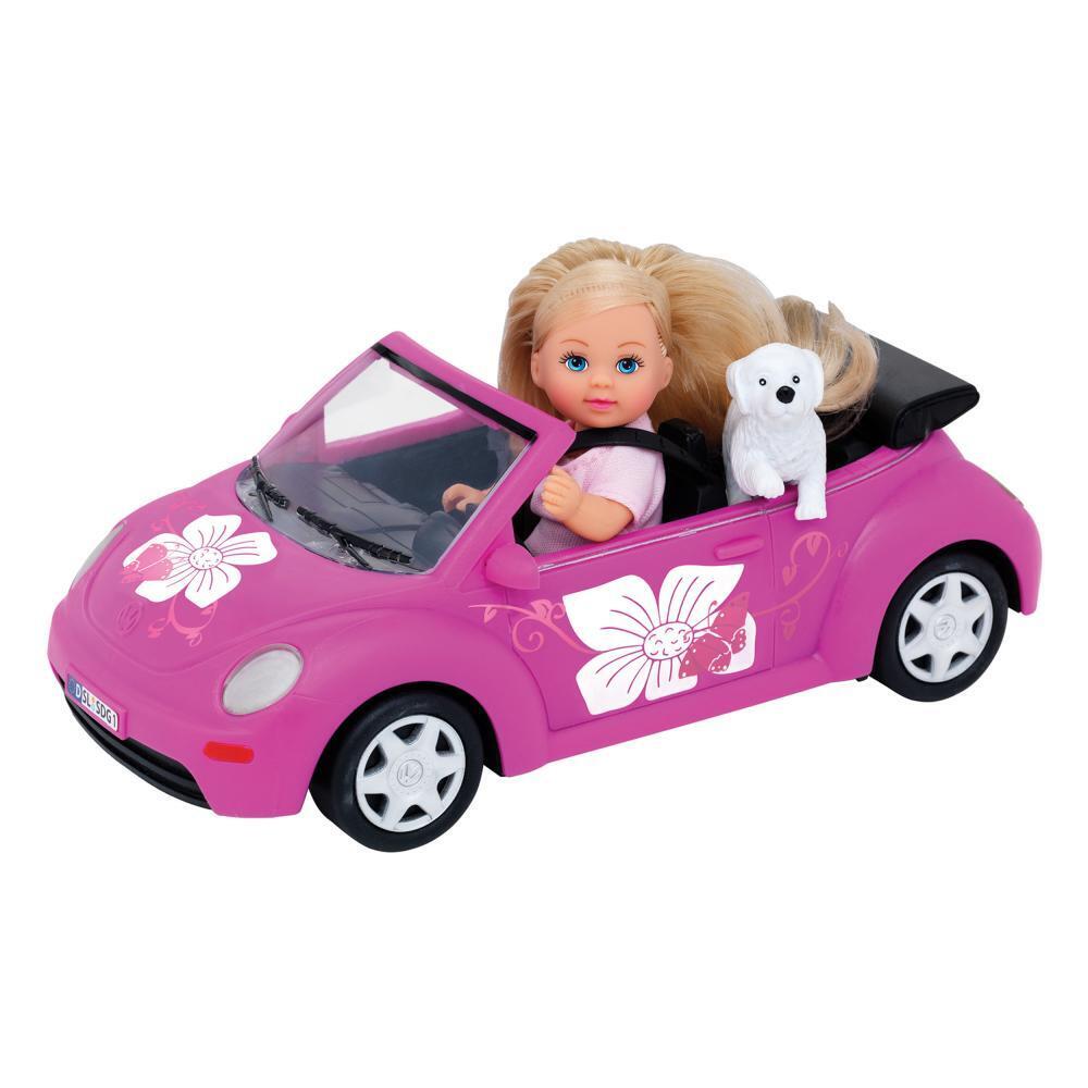 Puppe Evi mit VW Beetle