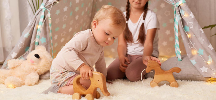 Babyspielzeug aus Holz