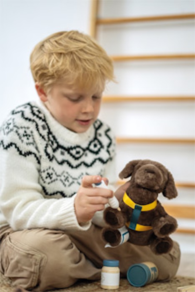 Hund mit Tasche und Pflege-Set Hund mit Tasche und Pflege-Set