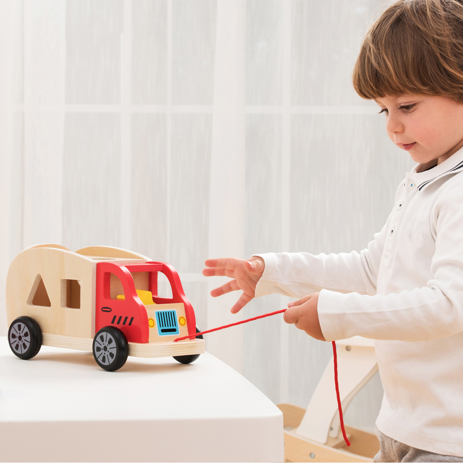 Zieh-Sortierspiel Auto 6 Steine Kinderspielzeug aus Holz Steckspiel