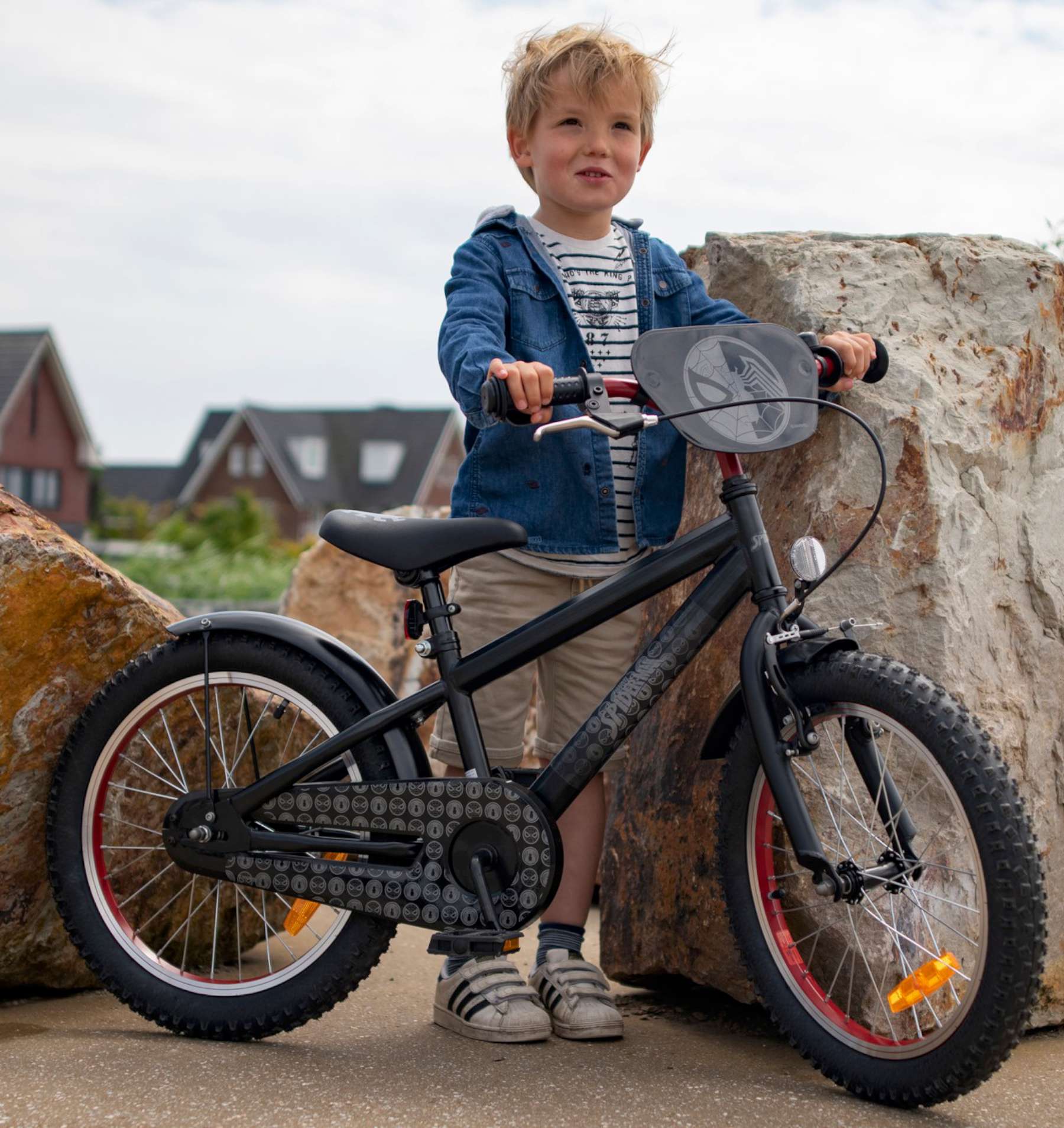 Kinderfahrrad Spider-Man für Jungen 20 Zoll Kinderrad in Mattschwarz