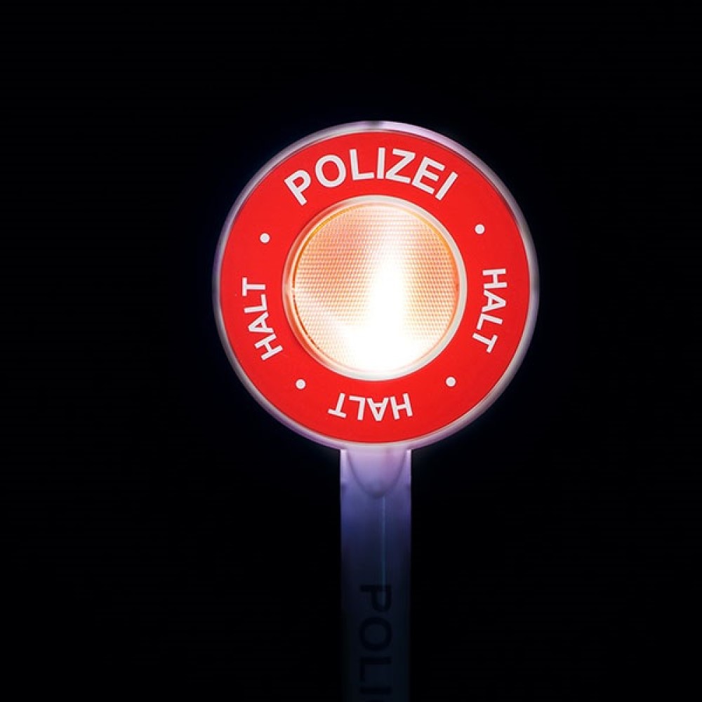 Polizei Polizeikelle in Deutsch mit Licht