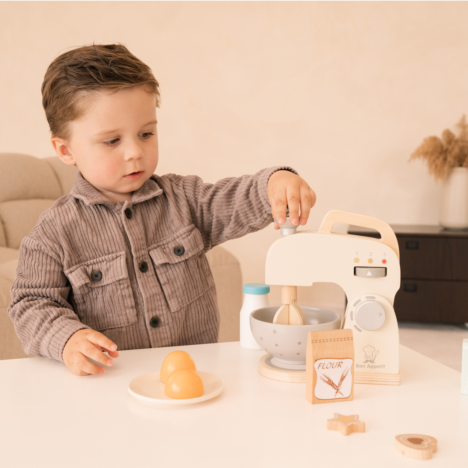 Mixer mit Zubehör aus Holz Creme Kinderküchen-Zubehör Kinderspielzeug