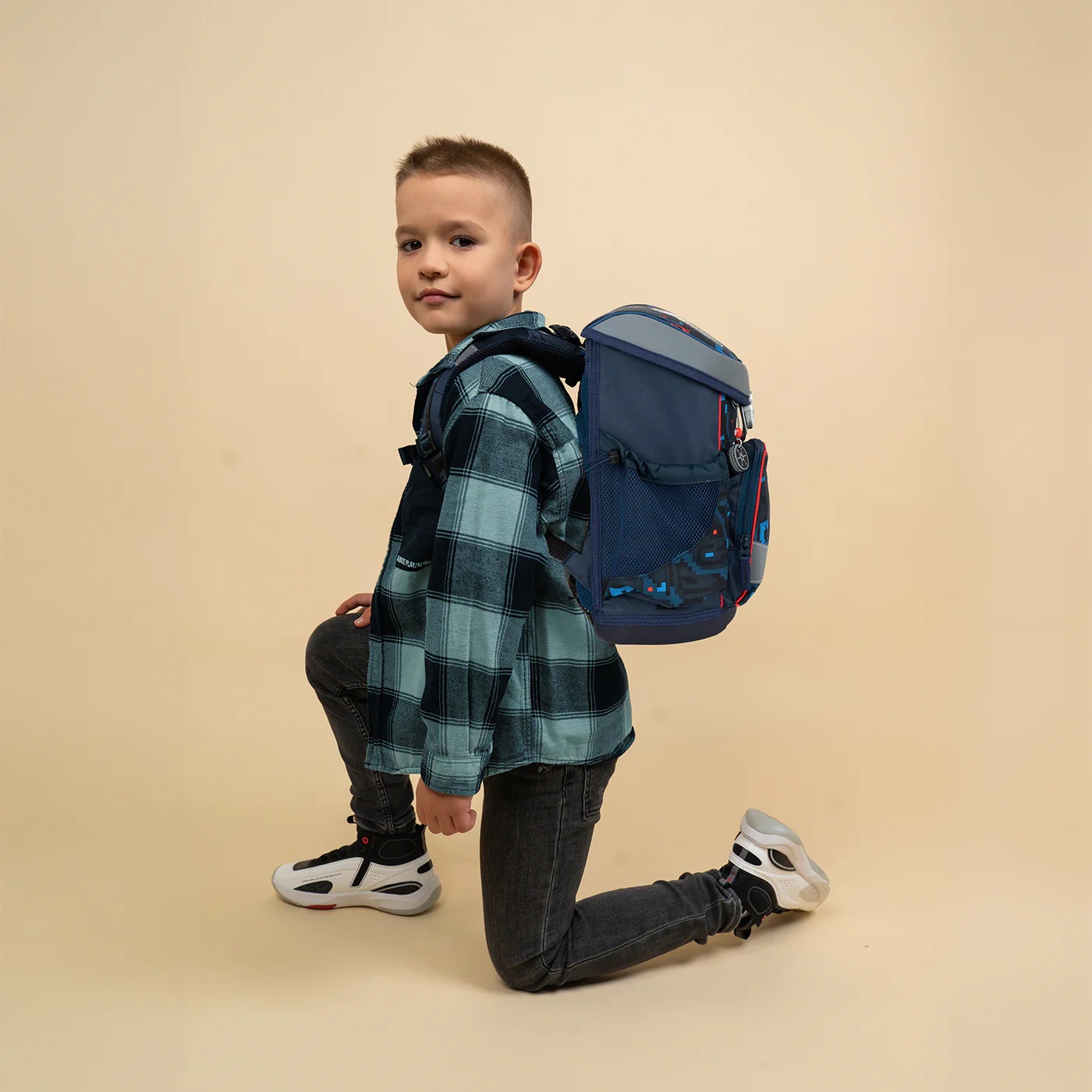 Belmil Mini-Fit ergonomisches Schulranzen-Set 4-teilig "PixelTrak" mit Brustgurt