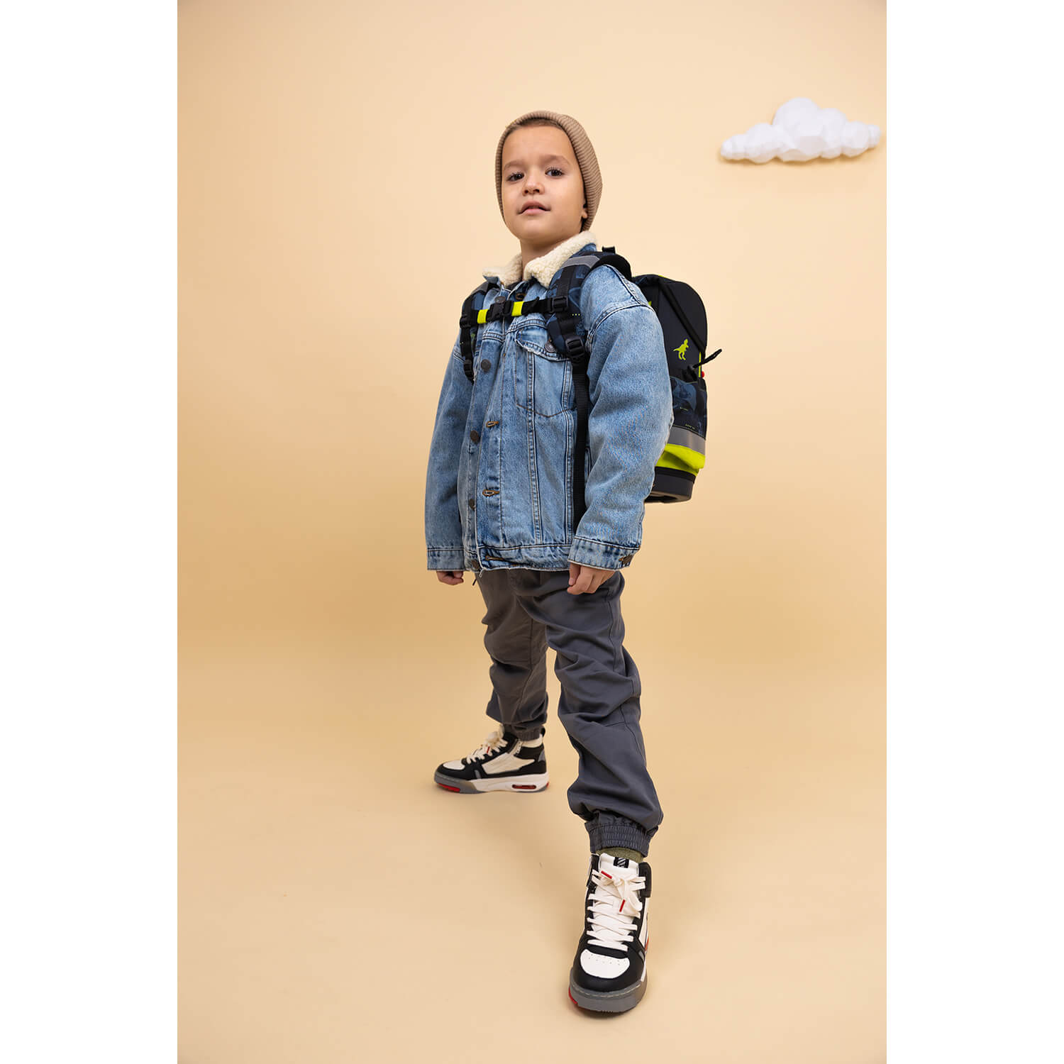 Rucksack Classy Plus ergonomisches Schulranzen-Set 5-teilig T-Rex Lime Rucksack Classy Plus ergonomisches Schulranzen-Set 5-teilig T-Rex Lime